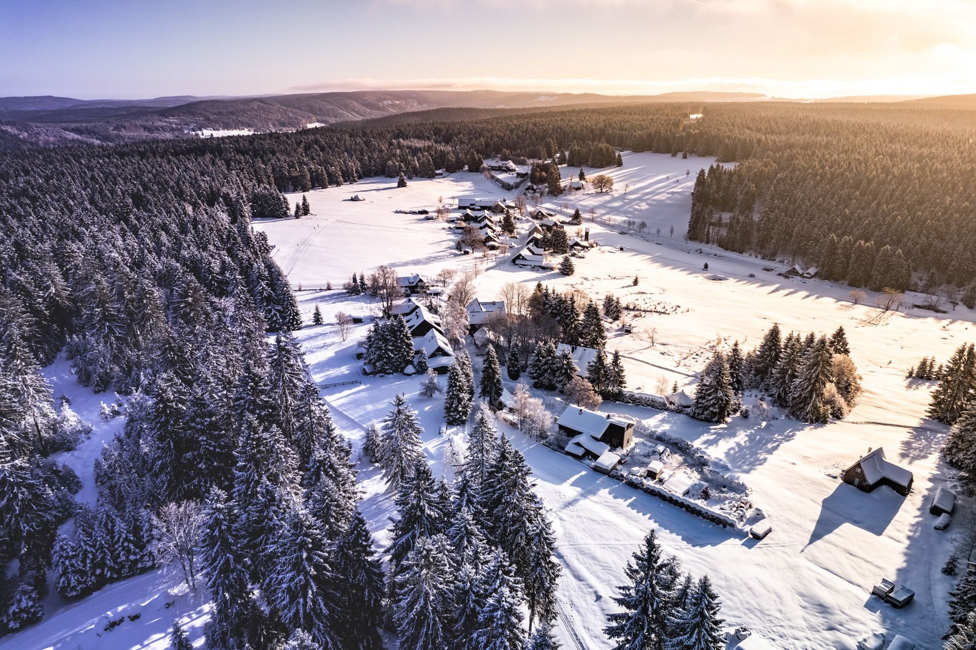 Tief verschneite Friedrichshöhe| Foto: © Paul Hentschel Photography
